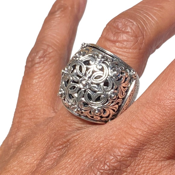 Konstantino .925 Sterling Silver Domed Face with Etched Scroll Designs Ring - Picture 3 of 16